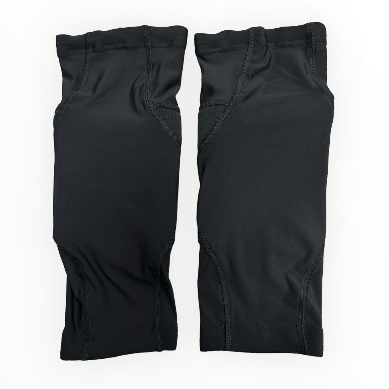 RINAT Protector de Rodilla Negro