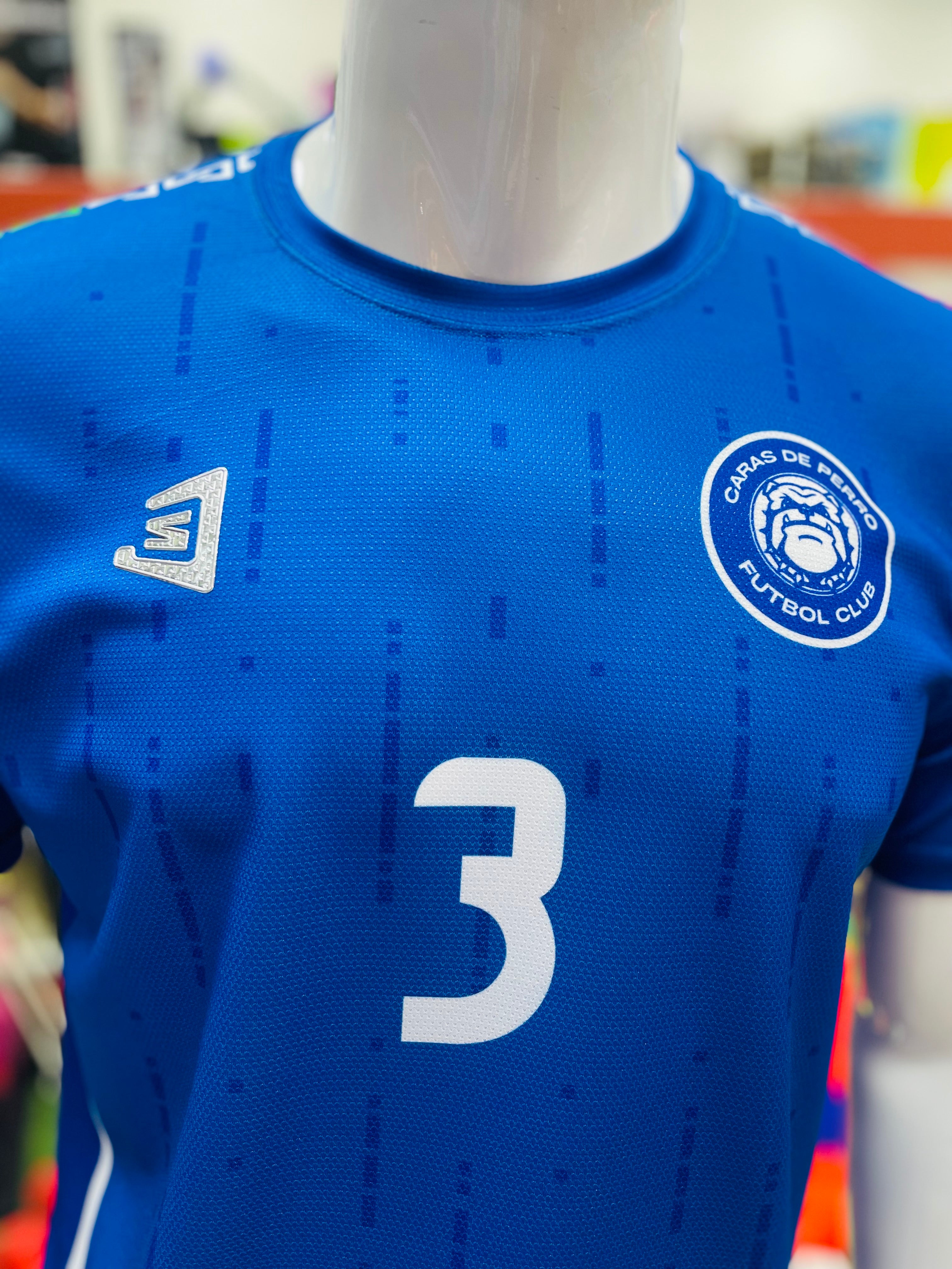 Uniforme completo Caras de Perro