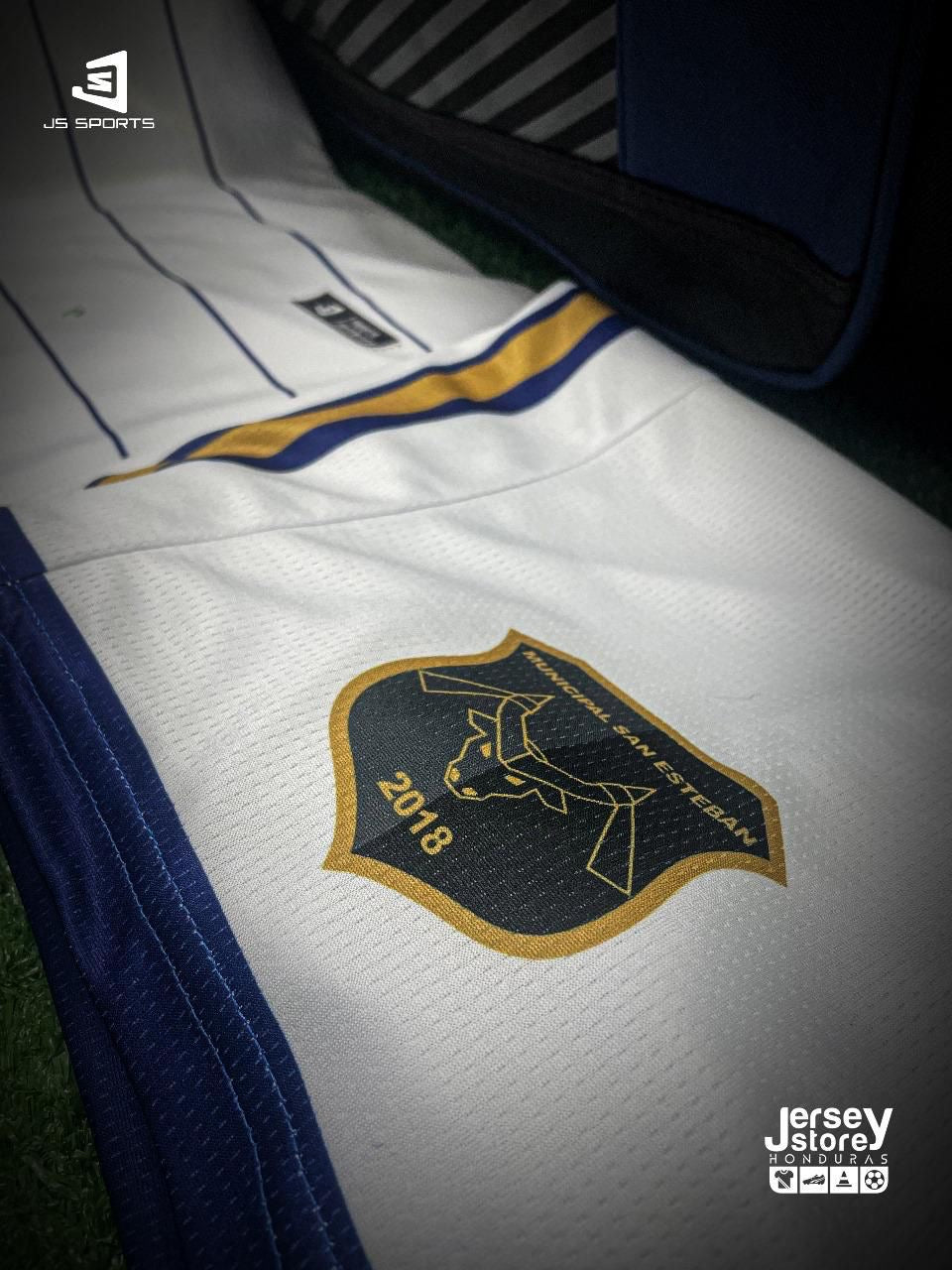 Uniforme Municipal San Esteban