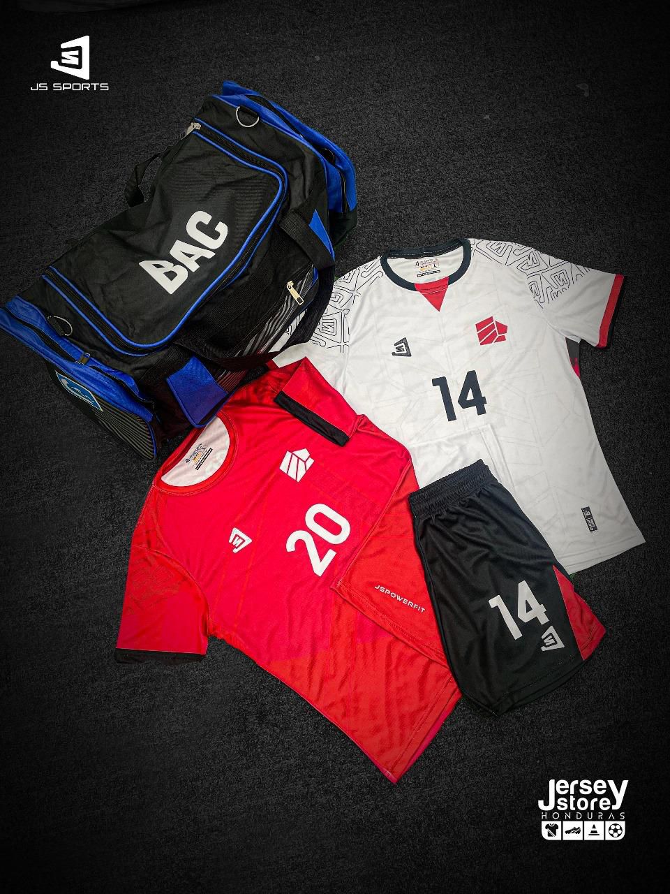 Uniforme femenino completo bac