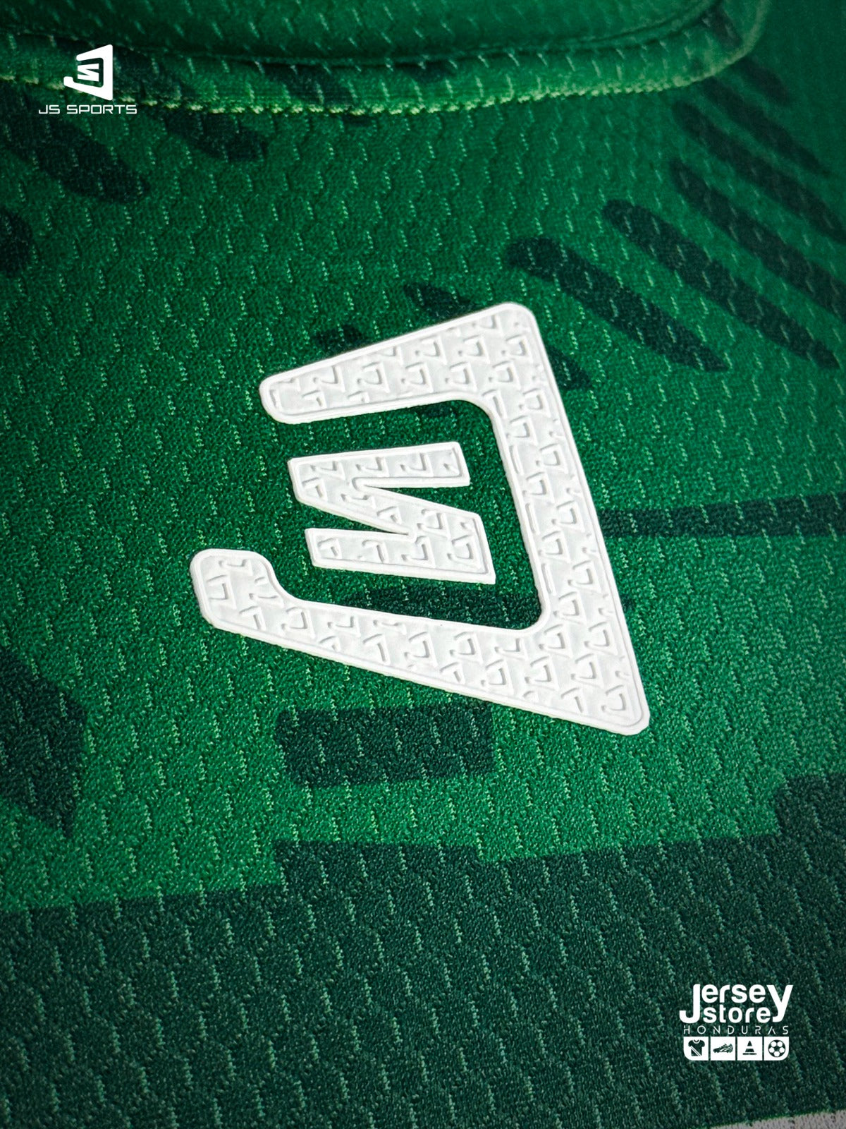 UNIFORME CLUB ATLÉTICO PLATENSE