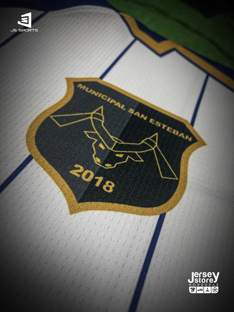 Uniforme Municipal San Esteban