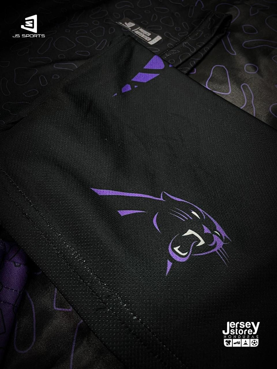 Uniforme personalizado Panteras