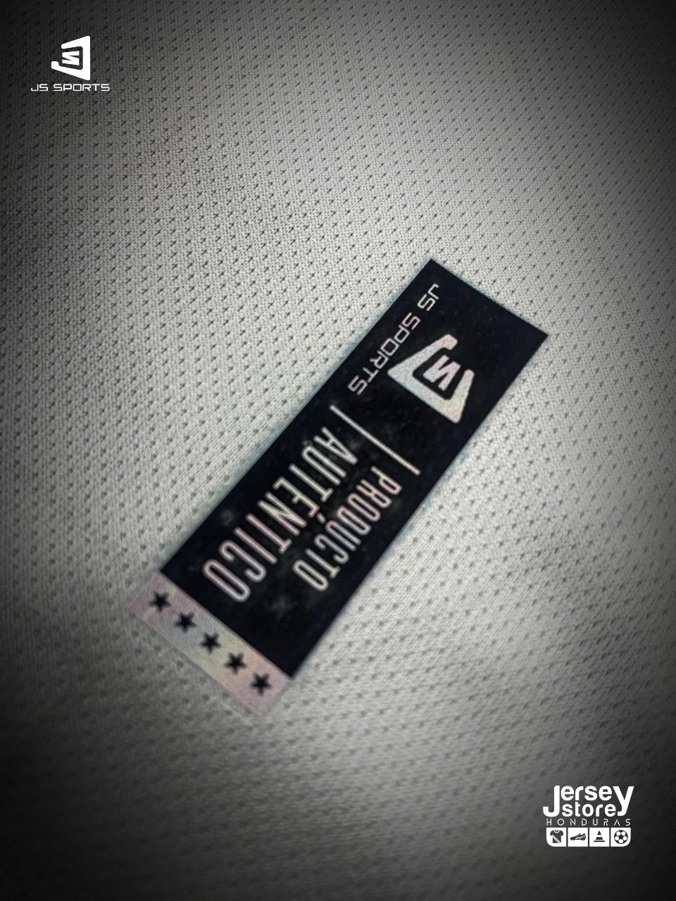 Uniforme femenino completo bac