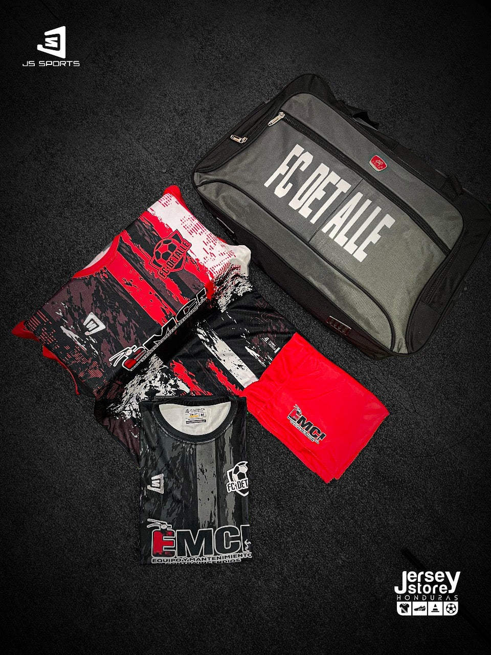 Uniforme completo FC detalle