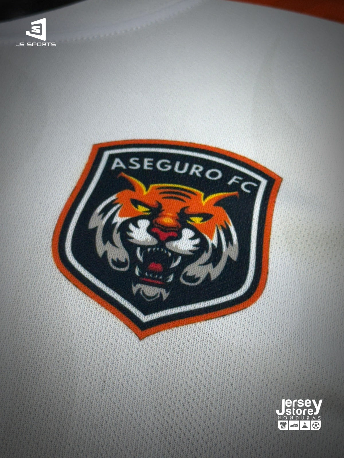 UNIFORMES DE ASEGURO FC