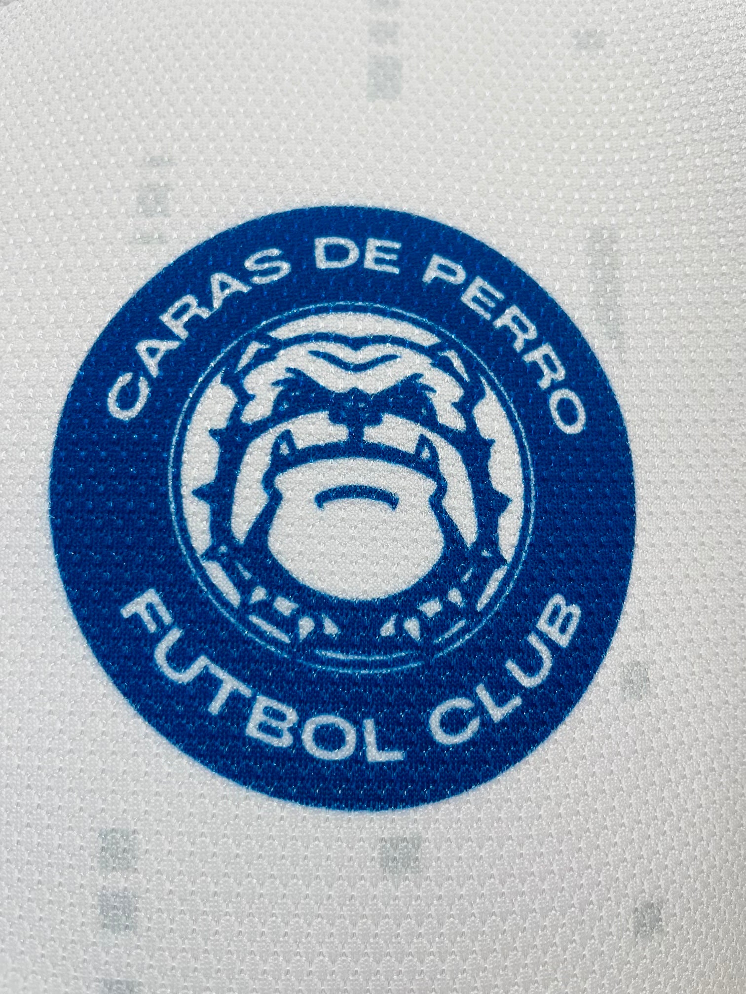 Uniforme completo Caras de Perro