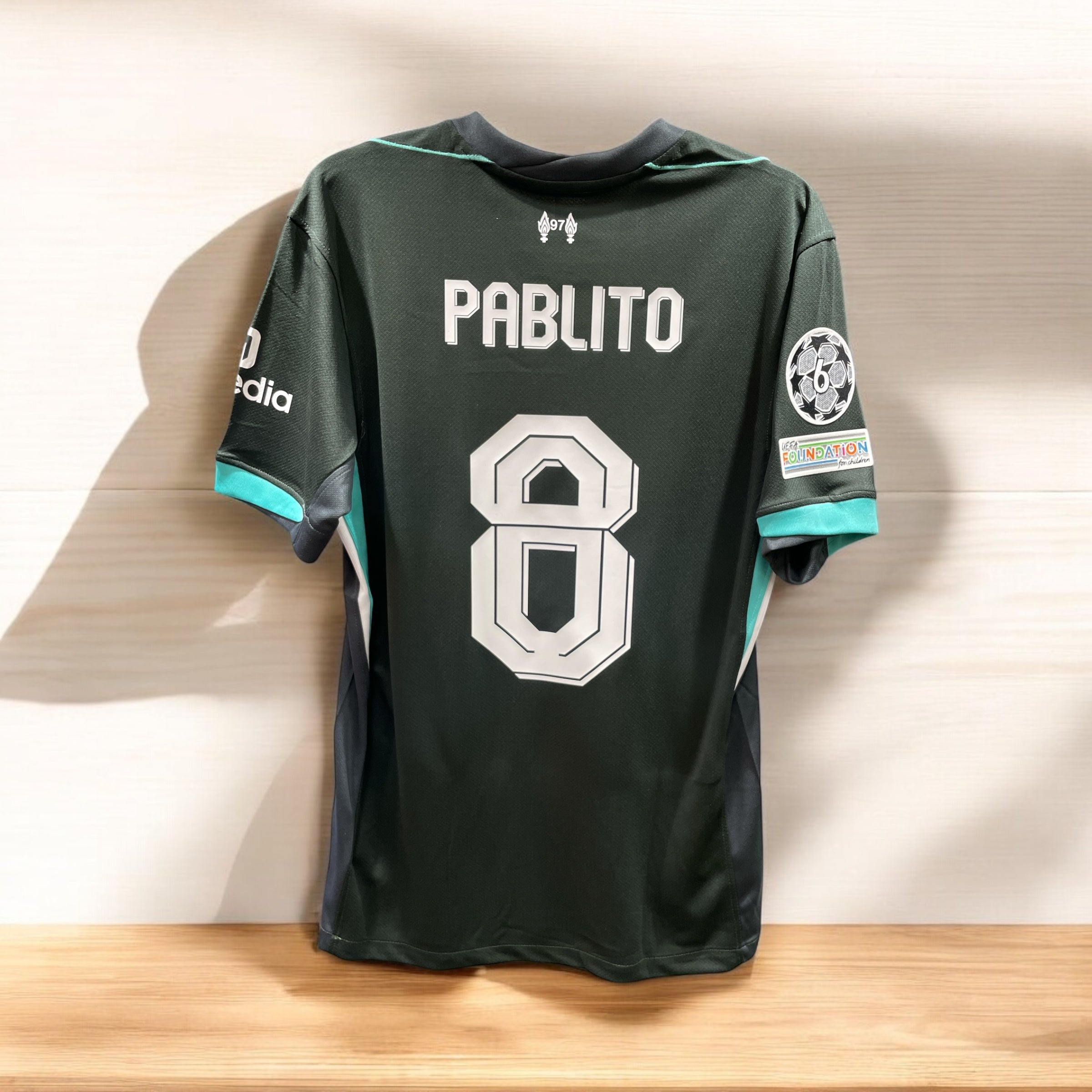 Personalización Oficial Liverpool 24/25
