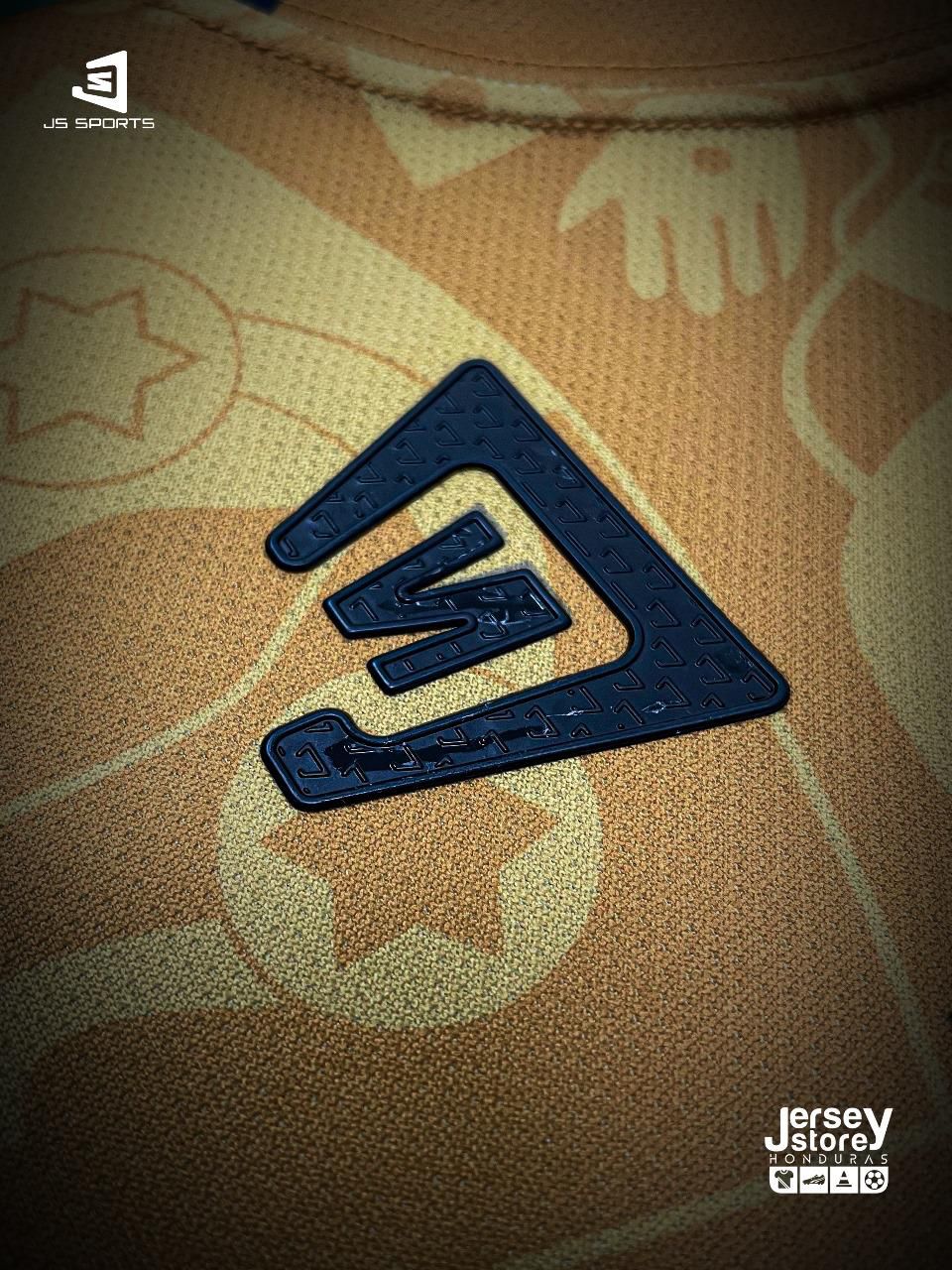 Uniforme completo FC pumas