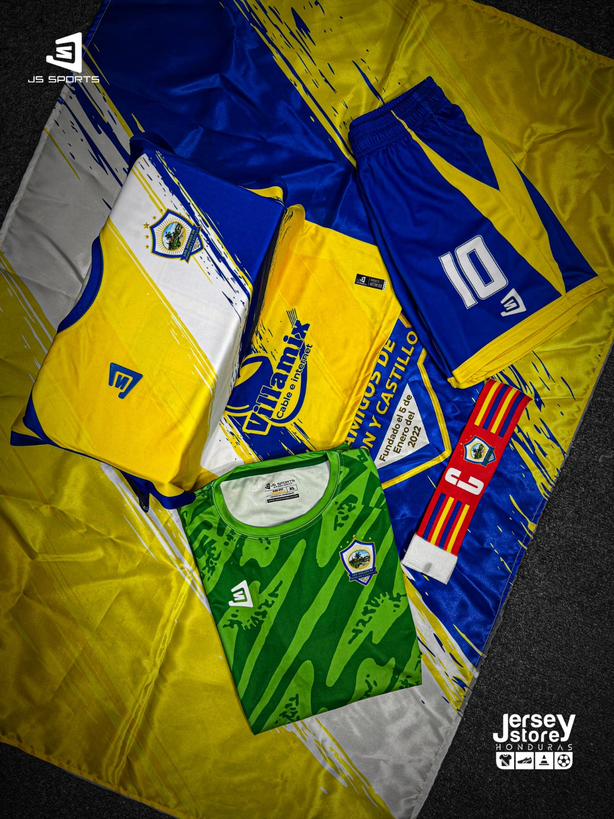 LOS AMIGOS DE MARLON CASTILLO UNIFORME