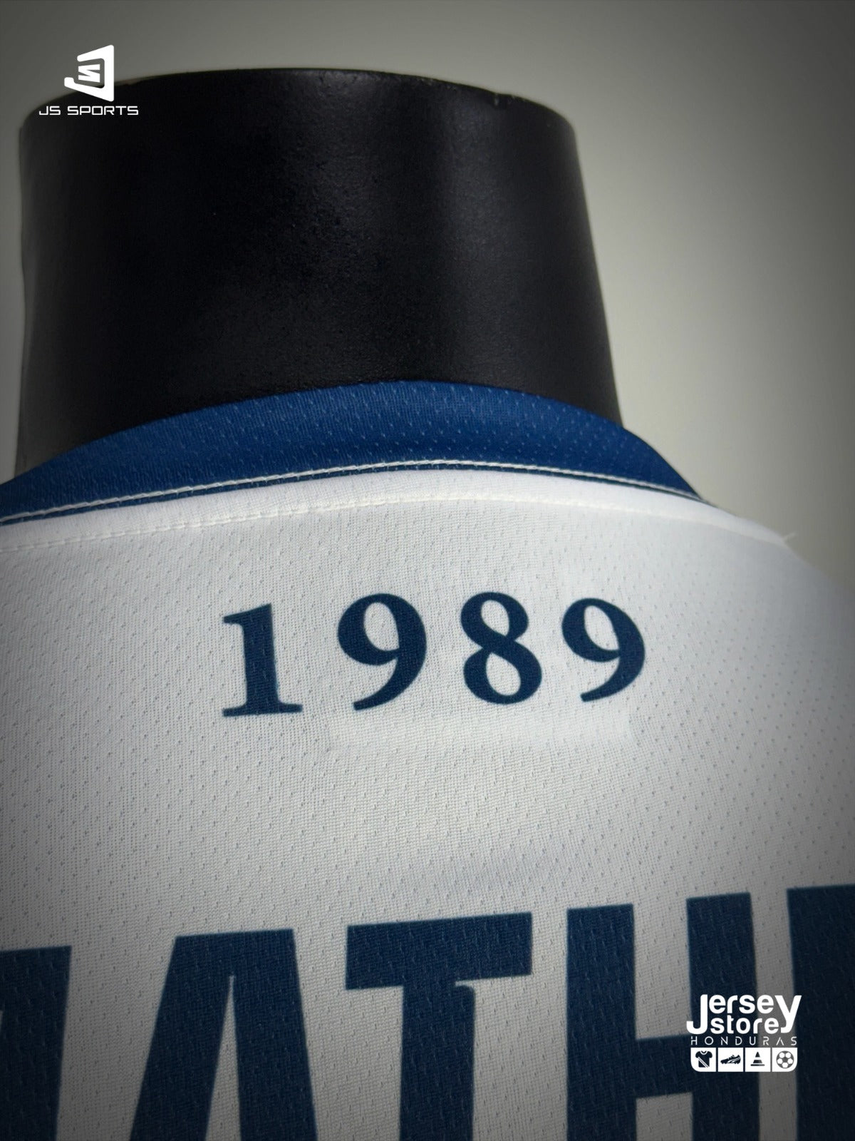 UNIFORME COMPLETO SERAN