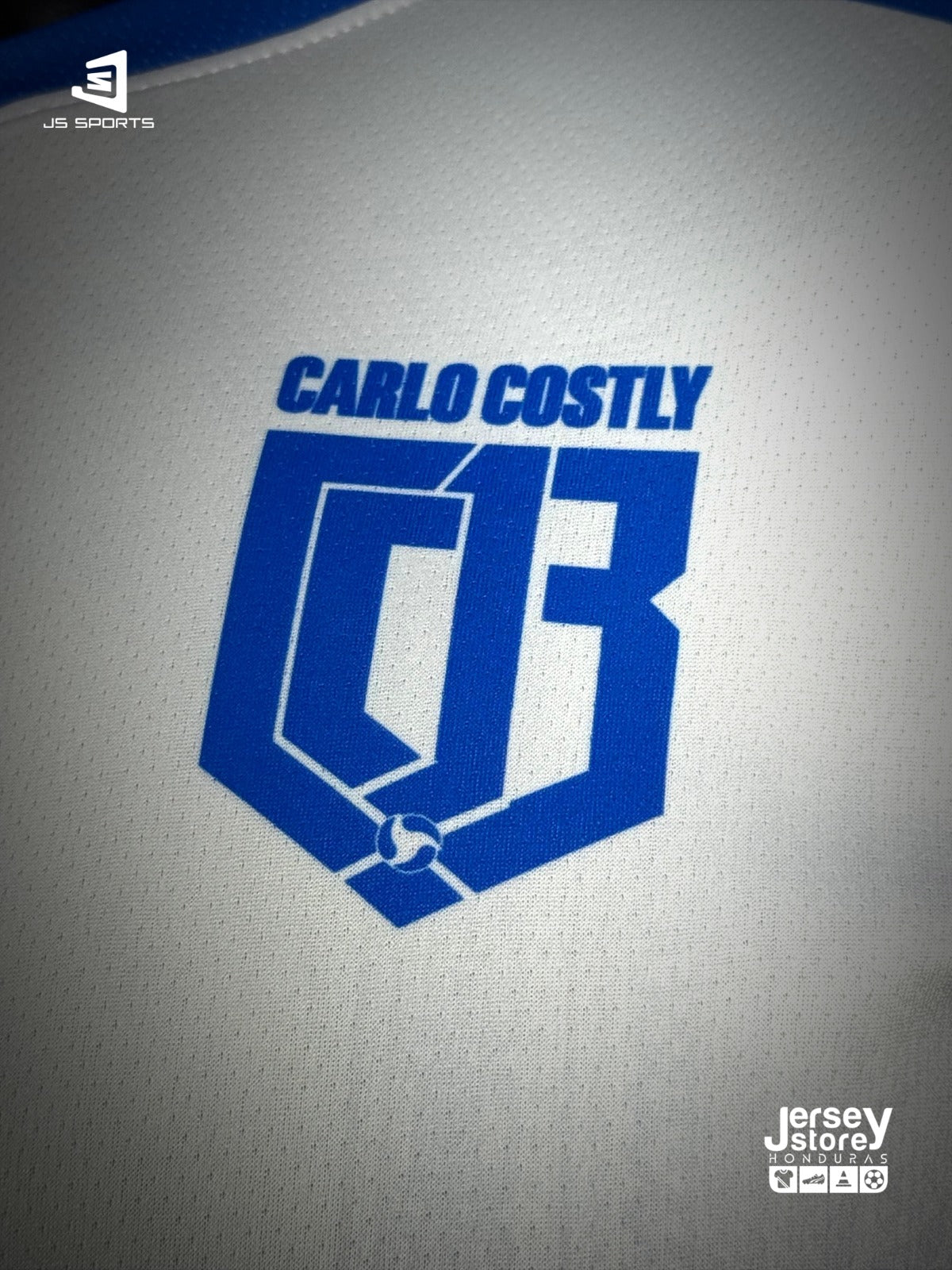 UNIFORME COMPLETO DE CARLO COSTLY