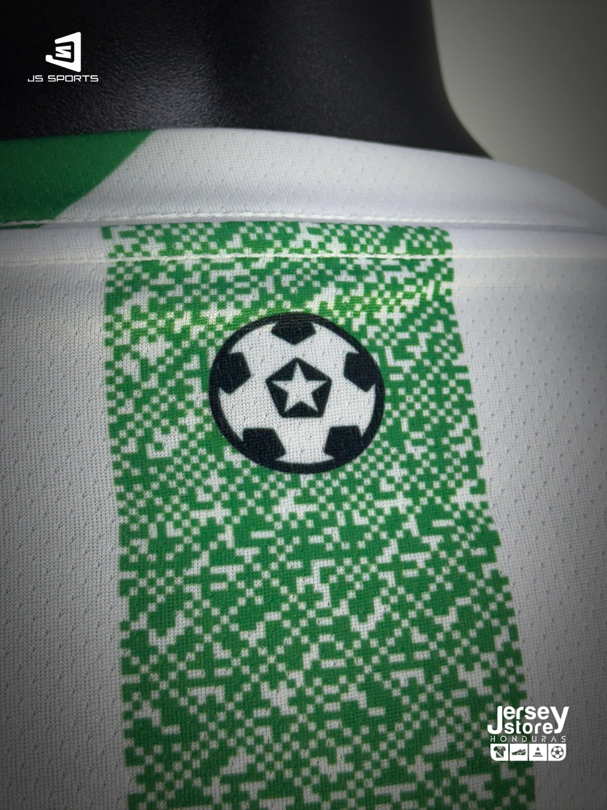 UNIFORME COMPLETO DE COSMO