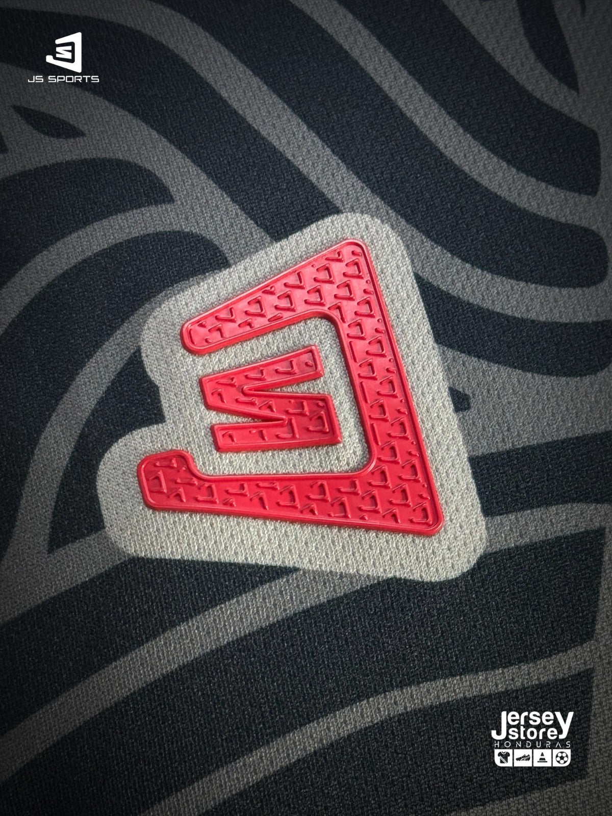 UNIFORME COMPLETO DE KIFARU