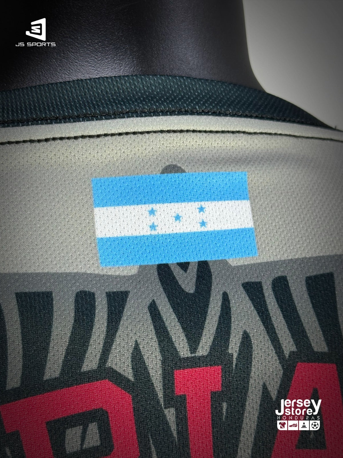 UNIFORME COMPLETO DE KIFARU