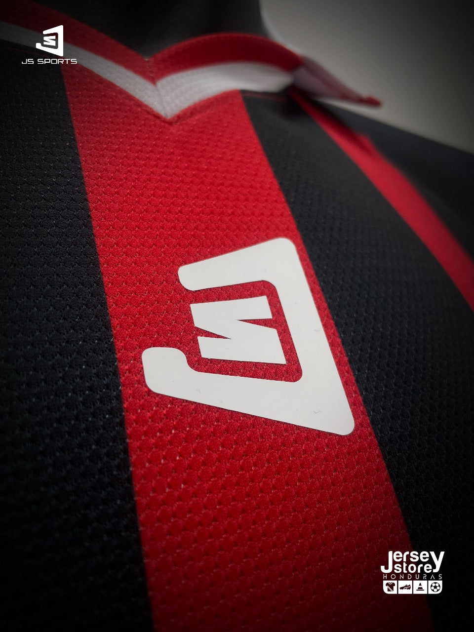 UNIFORME COMPLETO DE AL MILLAN