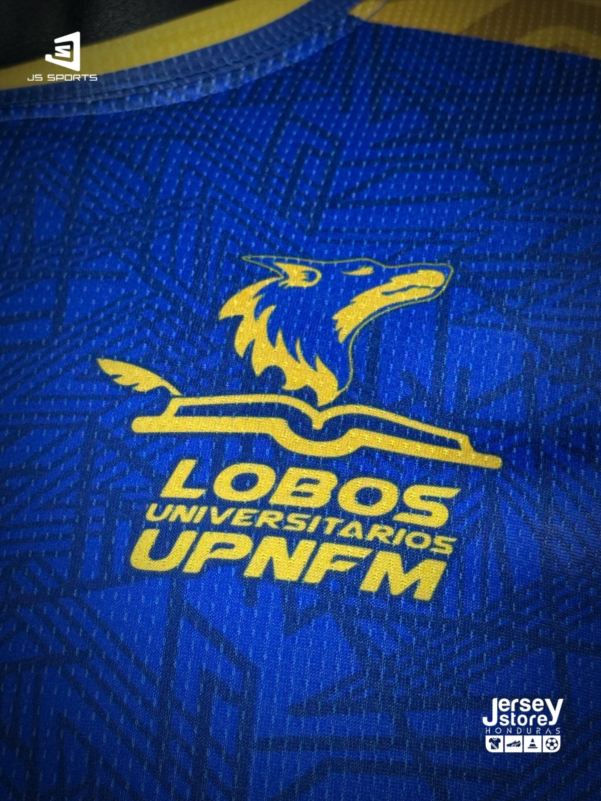 UNIFORME COMPLETO DE LOBOS UPNFM