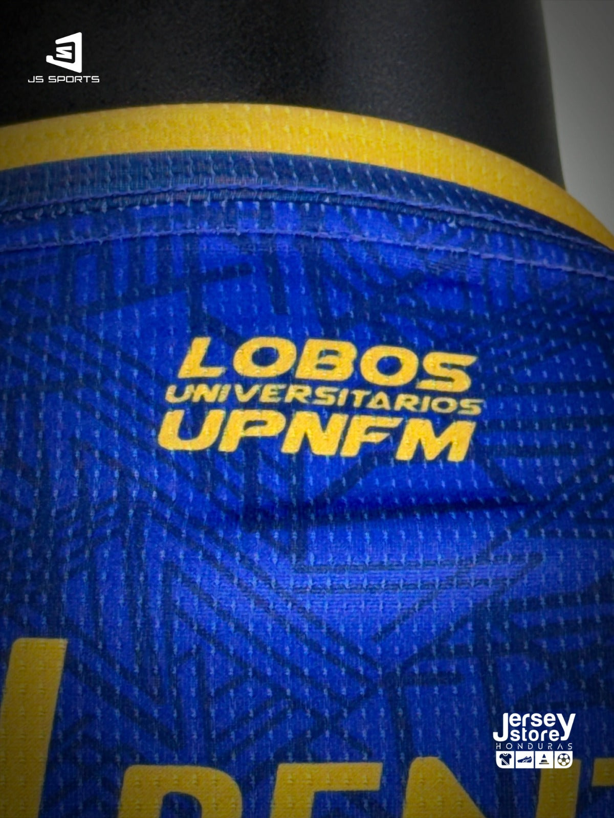 UNIFORME COMPLETO DE LOBOS UPNFM