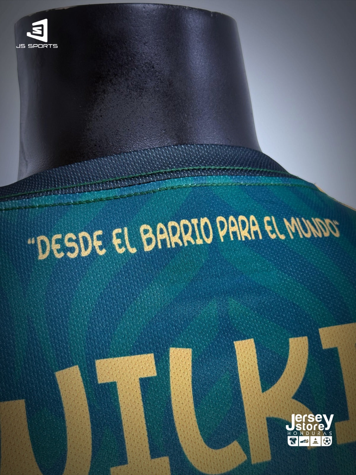 UNIFORME COMPLETO DE SAPERA FC