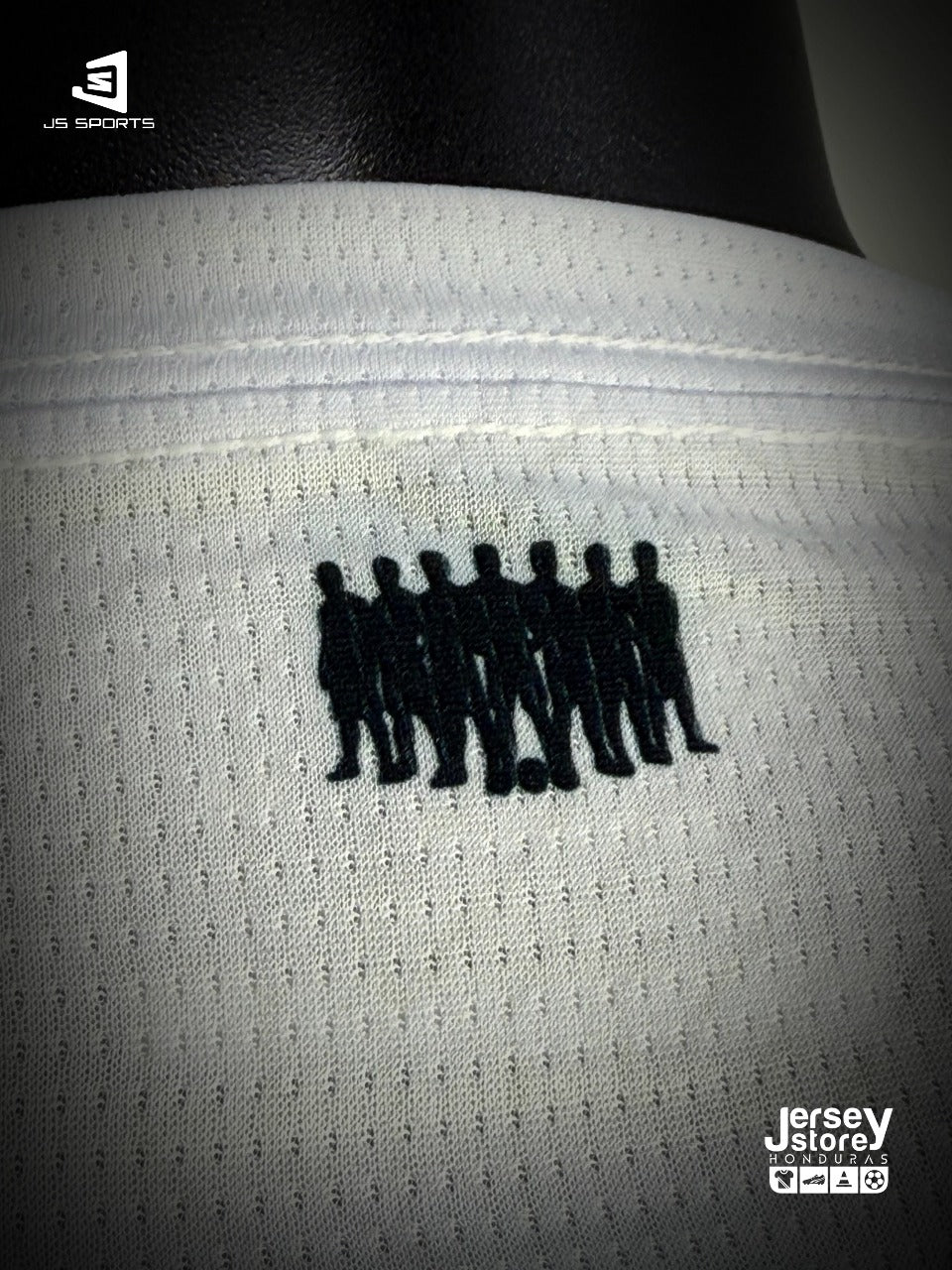 UNIFORME COMPLETO DE YPSI CREW