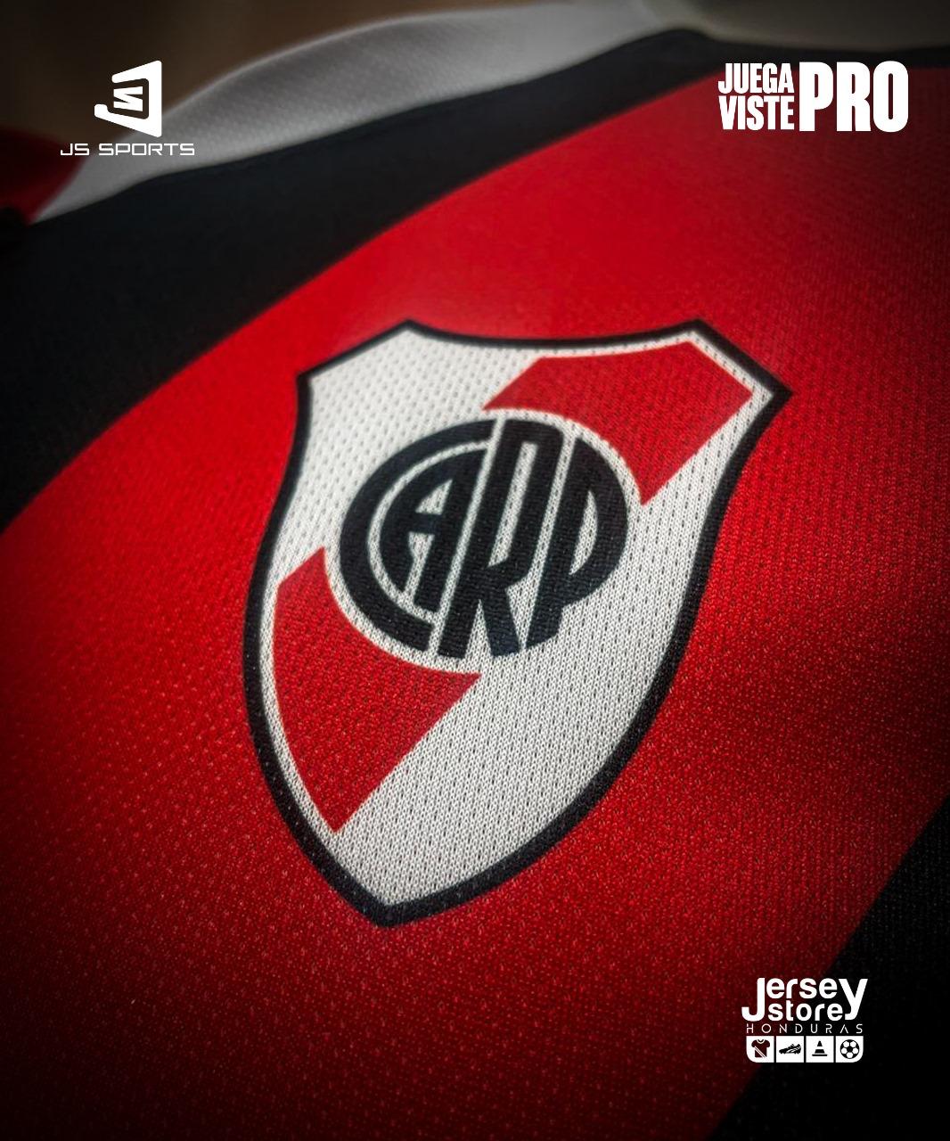 Uniforme Completo River